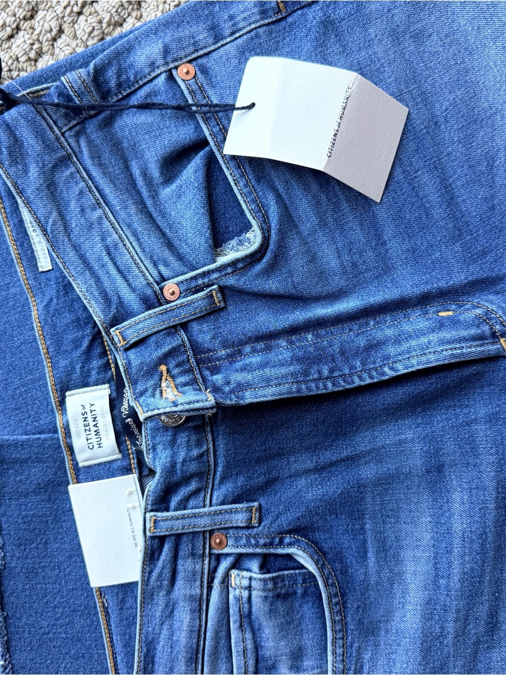 Citizens of Humanity Daphne Crop Jeans - Medium Blue - Picture 8 of 10